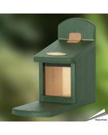 Geef je Eekhoorn voer in ons Eekhoornvoederhuis - www.vogelhuisje.com