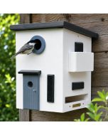 Multiholk Funkis van Wildlife Garden - Nestkast en voederhuis gecombineerd ✔️ Perfect voor kleine tuinvogels ✔️ Scandinavisch design geïnspireerd ➤ Nu bestellen bij Vogelhuisje.com