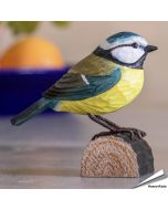 Houtgesneden vogel in de vorm van een pimpelmees ✔️ Levensecht vorm- en kleur gegeven model ✔️ Wildlife Garden (Zweden) ➤ Koop nu online bij Vogelhuisje.com