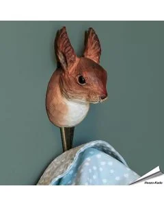 Kledinghaak van Wildlife Garden met een eekhoornkop ✔️ Ambachtelijk uit hout gesneden ✔️ Origineel en decoratief cadeau ✔️ Bestel nu op www.hoezo-kado.nl