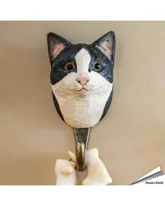 Kledinghaak van Wildlife Garden met een smokingkat ✔️ Ambachtelijk uit hout gesneden ✔️ Origineel en decoratief cadeau ➤ Bestel nu op Vogelhuisje.com