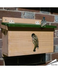 Kolonienestkast voor huismussen ✔️ 3 aparte nestkamers (34mm opening) ✔️ Duurzaam FSC-hout ✔️ Aanbevolen door Vogelbescherming NL ✔️ Bestel nu bij Vogelhuisje.com