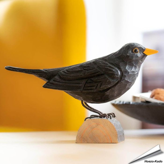 DecoBird Merel | Houtgesneden vogel van lindenhout | Wildlife Garden
