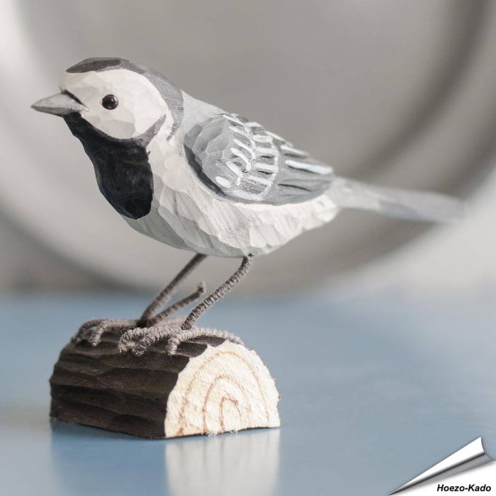 DecoBird Witte kwikstaart | Houtgesneden vogel van lindenhout | Wildlife Garden