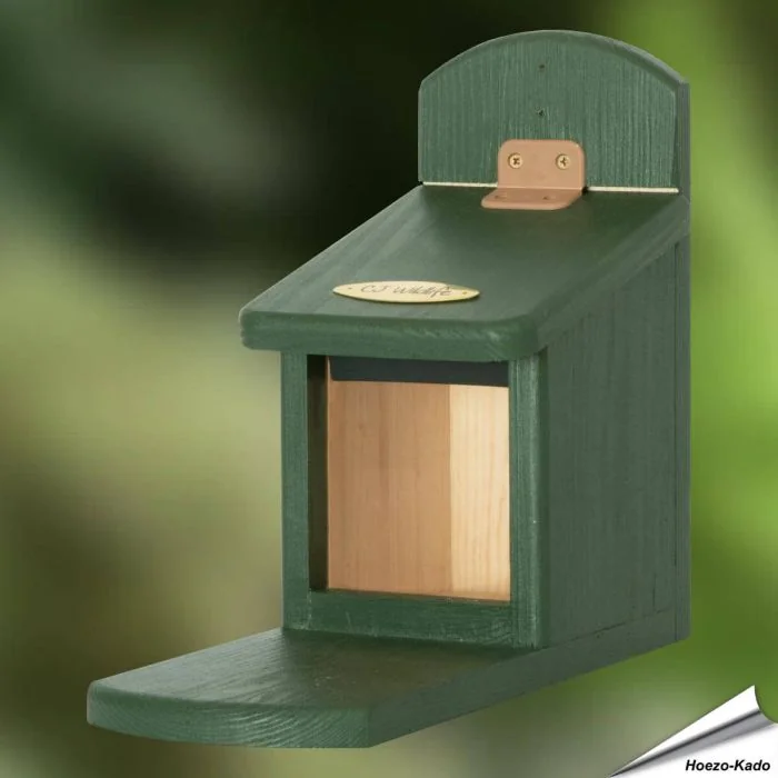 Geef je Eekhoorn voer in ons Eekhoornvoederhuis - www.vogelhuisje.com