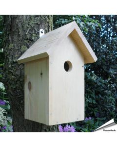 Houten nestkast bouwpakket voor mezen ✔️ Aanbevolen door Vogelbescherming Nederland ✔️ Leuk en leerzaam bouwproject voor het hele gezin ✔️ Gemaakt van duurzaam FSC-hout ✔️ Bestel nu op Vogelhuisje.com
