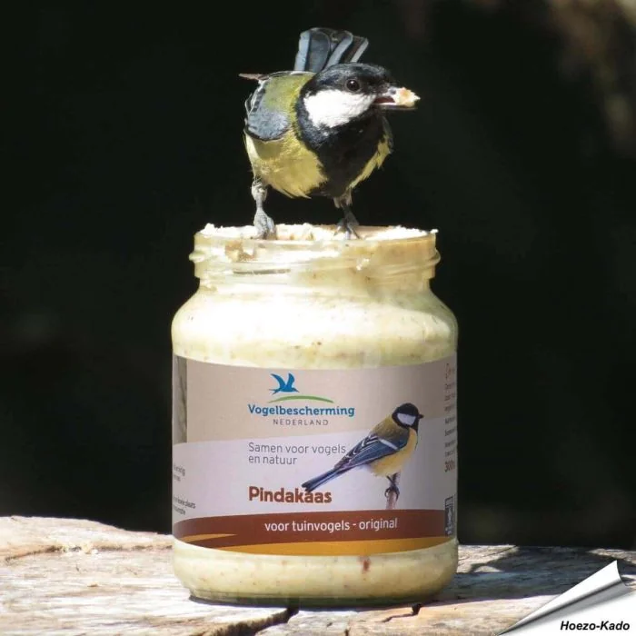 Speciale Vogelbescherming pindakaas voor tuinvogels - Original ✔️ Geen zout toegevoegd ✔️ Calorierijke lekkernij voor vogels ➤ Bestel nu direct op Vogelhuisje.com