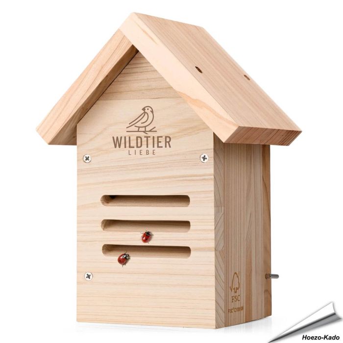 Houten lieveheersbeesthuisje, klaar voor bewoning