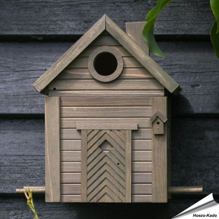 Multiholk Green Umber voederhuis en nestkast in bruine kleur, hier als nestkastje - Vogelhuisje.com